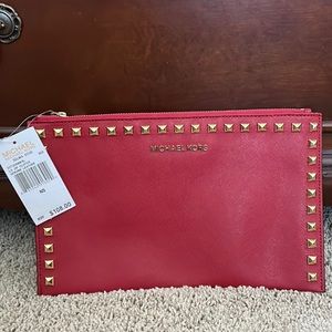 NWT Michael Kors Selma Stud Lg Zip Leather Clutch Wristlet in Red Gold Studs
